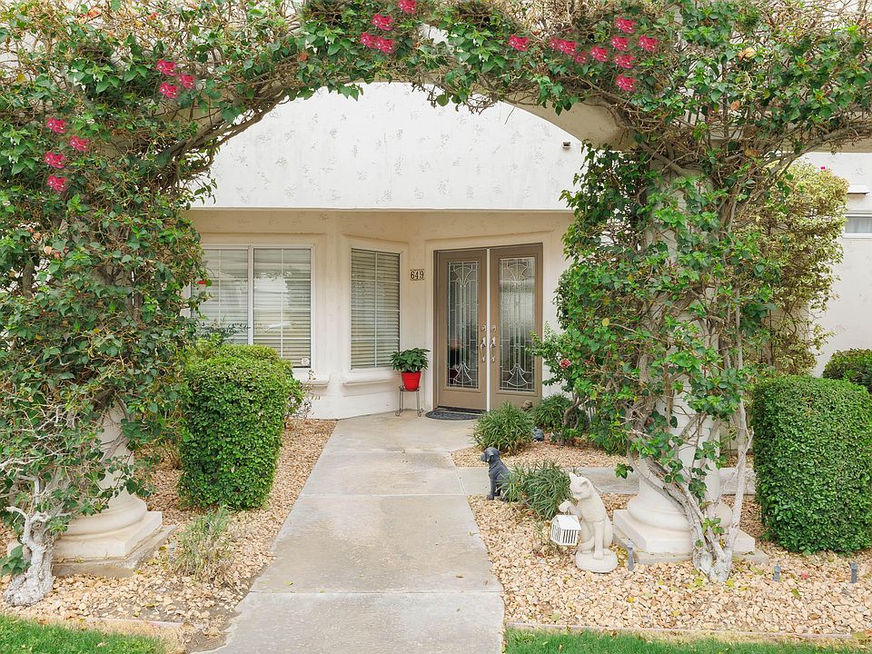 1st image of 649 Vista Lago Cir N