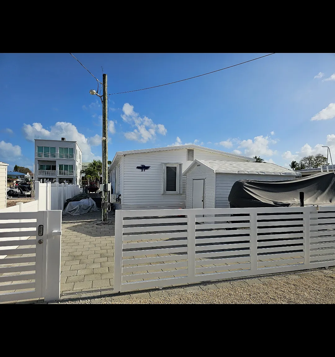 21 Eagle Dr — Photo 1