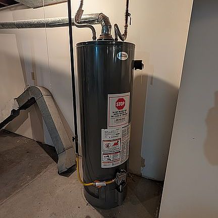 Hot water heater