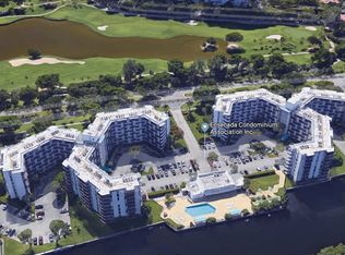 3401 N Country Club Dr #421, Miami, FL 33180