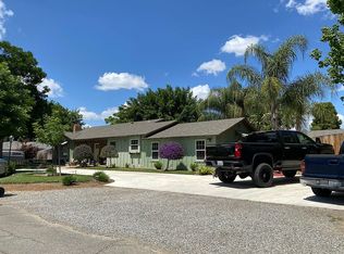 5473 E Hampton Way, Fresno, CA 93727