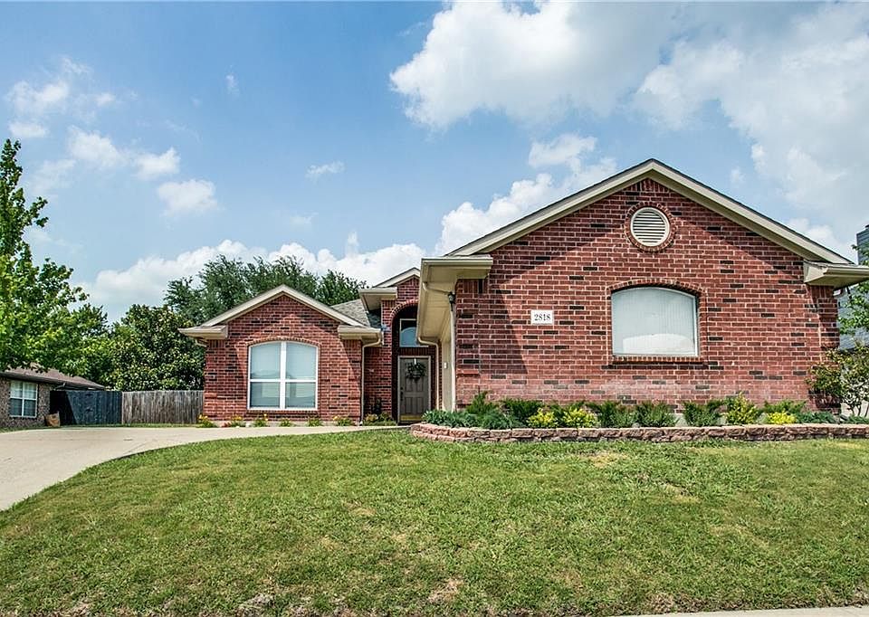 1st image of 2818 Rosewood Blvd
