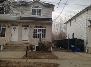 158 Holland Ave, Staten Island, NY 10303
