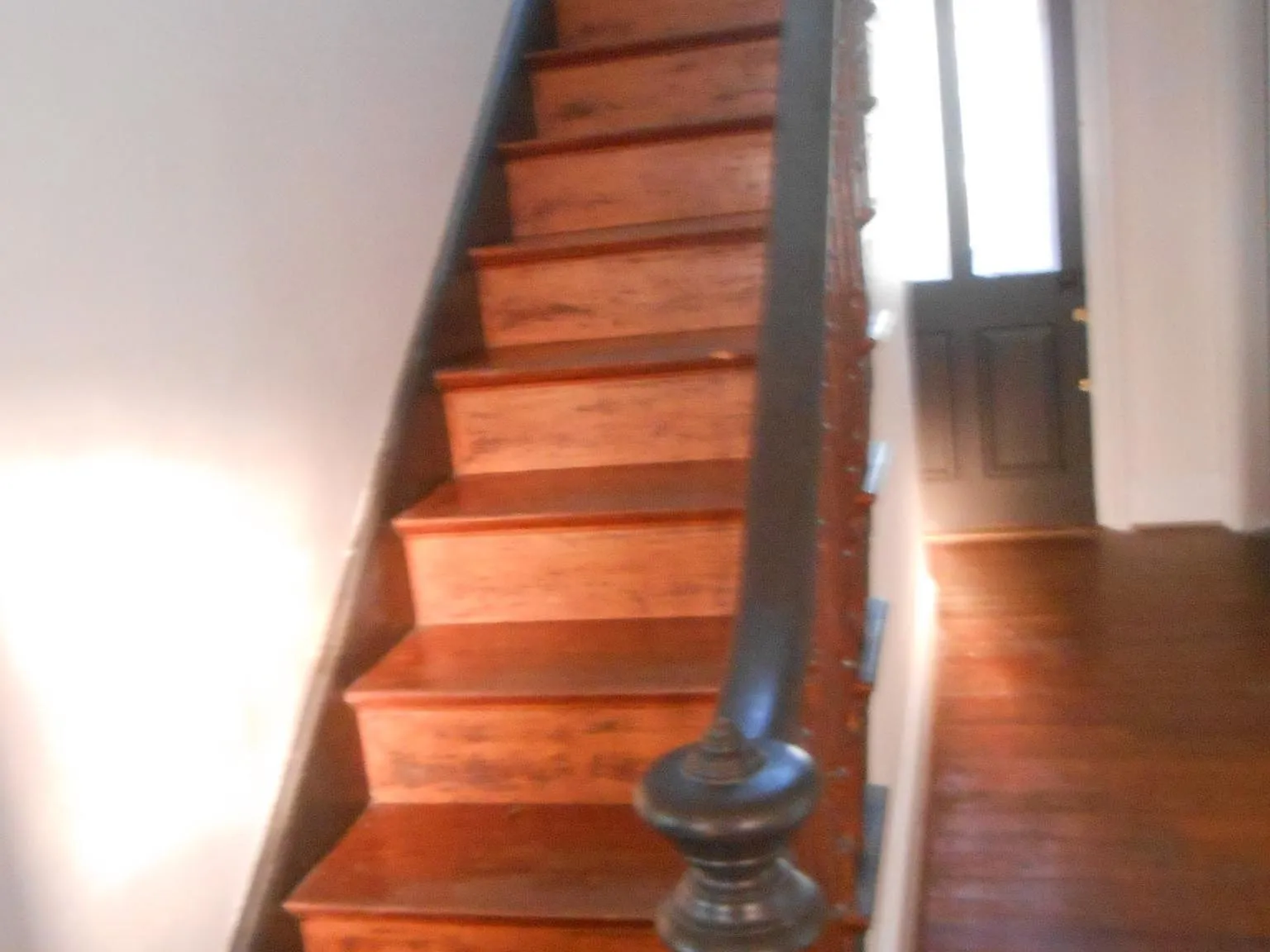 3 bed, 1.5 bath, 2200 sqft, $2,500 — Photo 4