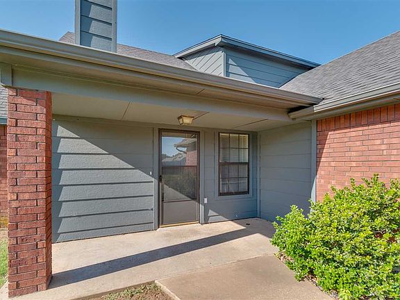 5th image of 3503 NE Buckingham Ln