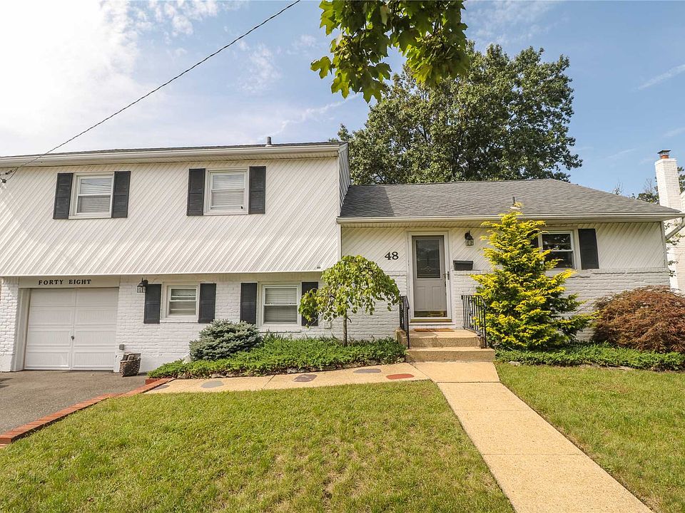 1st image of 48 Merritt Ave