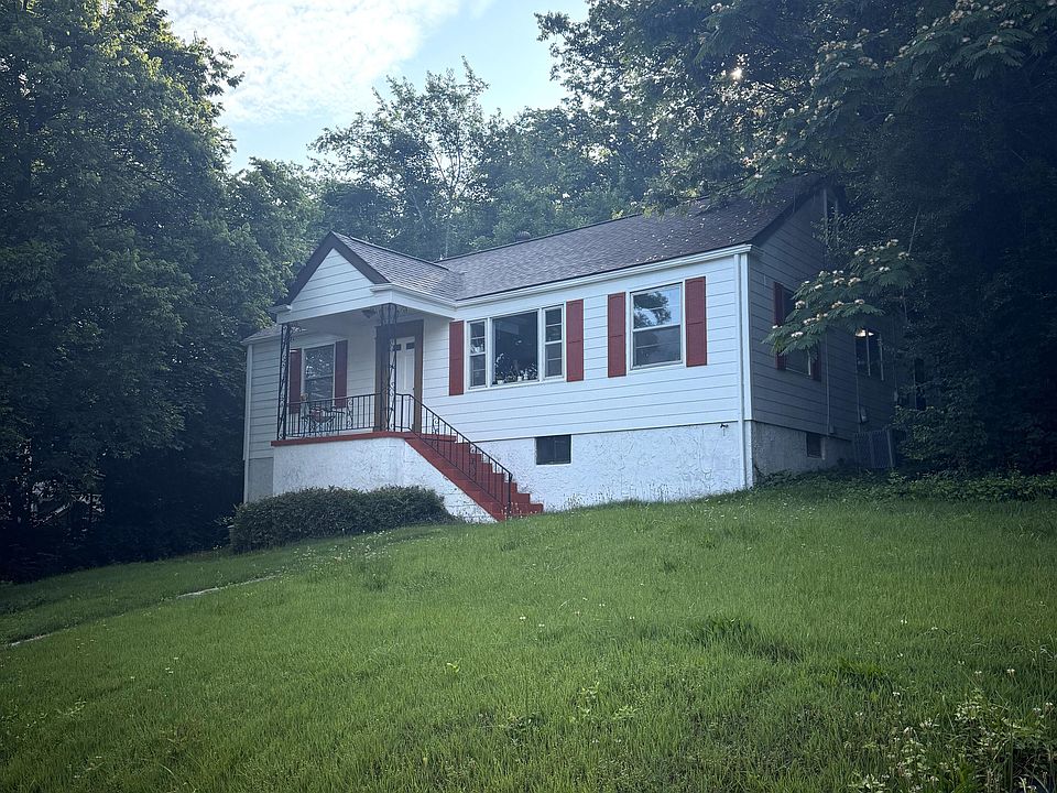 1st image of 1108 Coker Cir