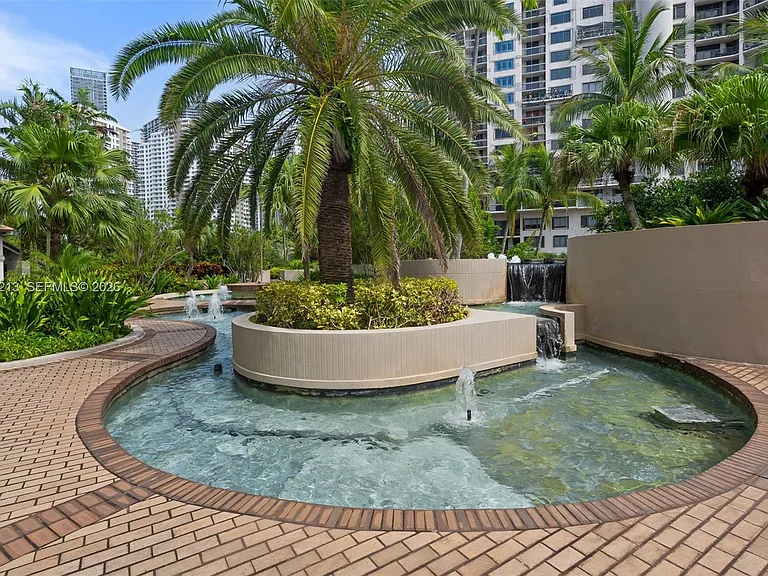 520 Brickell Key Dr #A1206 — Photo 40
