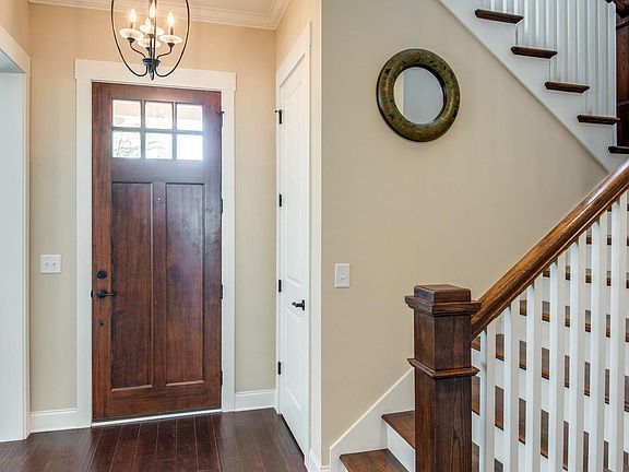 5th image of 2829 Americus Dr