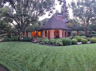2413 Country Club Ln, Selma, CA 93662