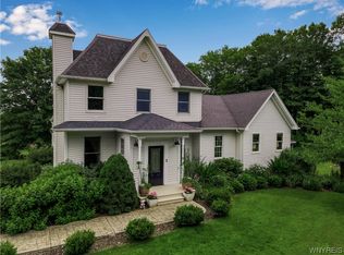9545 Warner Gulf Rd, Holland, NY 14080