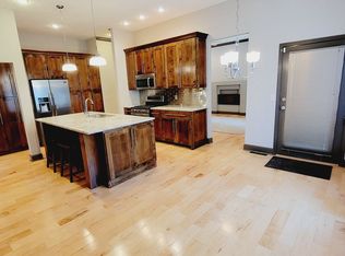 4786 S Holland Ave, Springfield, MO 65810