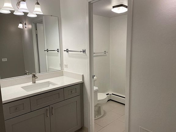5th image of 955 Eudora St APT 102