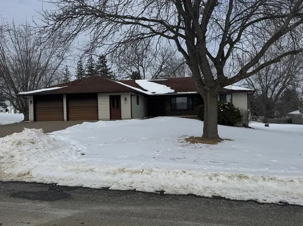 100 Martinson AVENUE, Westby, WI 54667