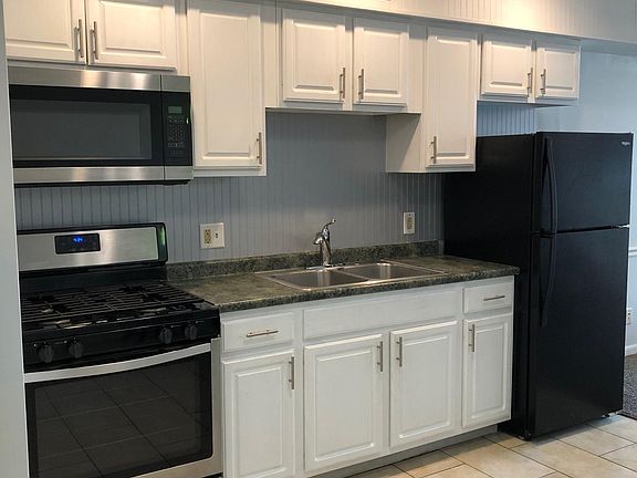 ALL HAVE NEWER GAS RANGE /FRIG./MICROWAVE