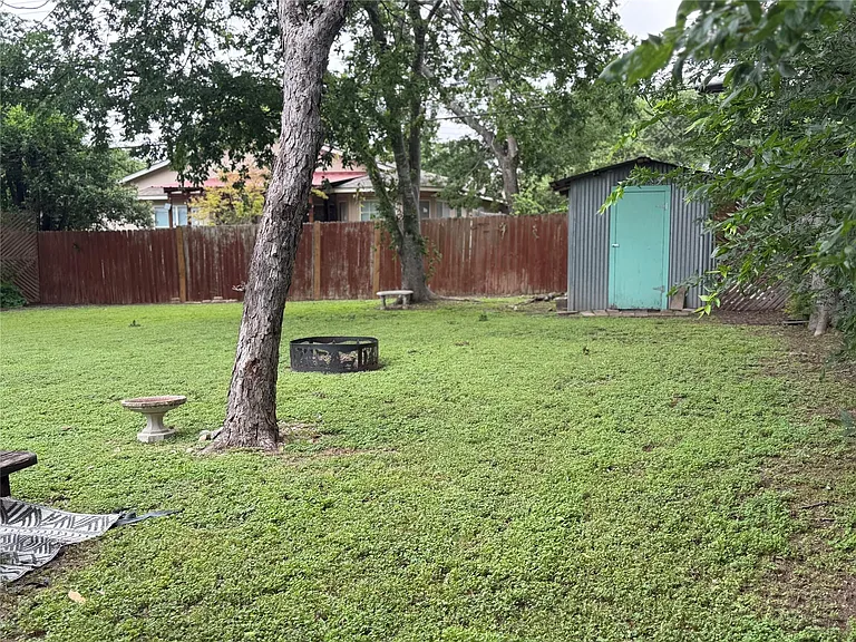 1708 Princeton Ave — Photo 13