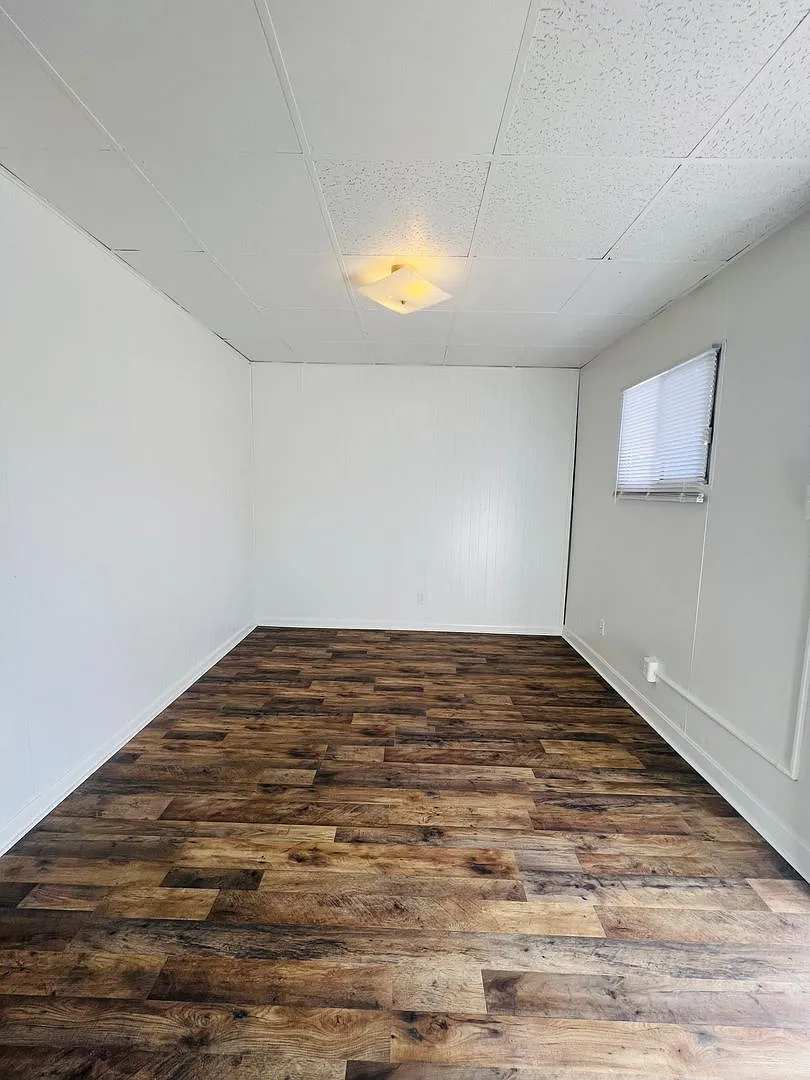 Building Photo - 128 Gause St #3