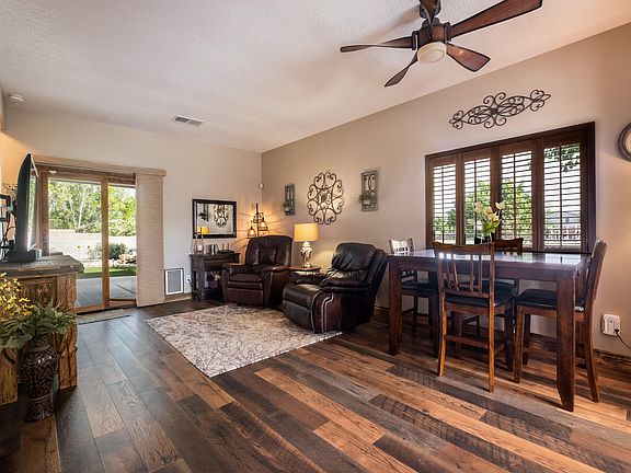 5th image of 6811 Calle Laguna NE