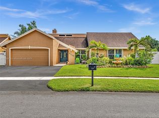 5110 NW 85th Ave, Lauderhill, FL 33351