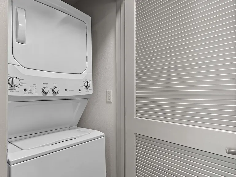 In-Home Laundry at G12 Apartments in Los Angeles, CA 90015