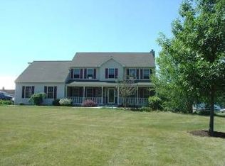 8258 Hensingersville Rd, Alburtis, PA 18011