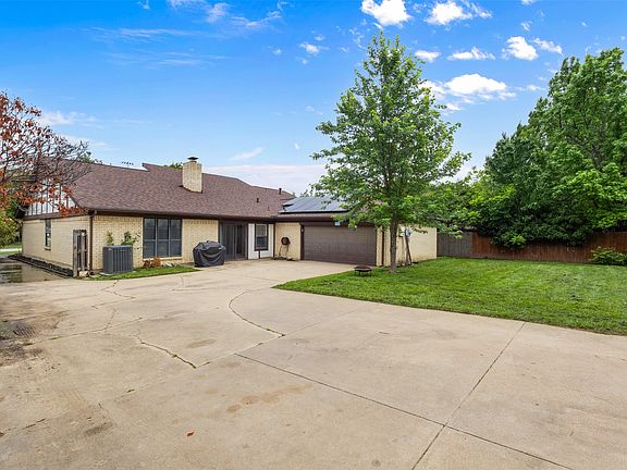 4th image of 1617 Westridge Dr