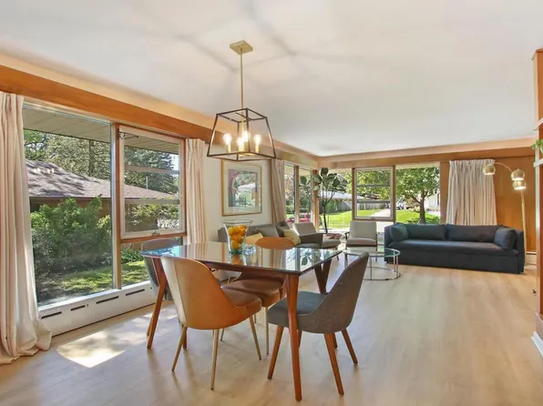 2401 Hyde Park Ave #Id1265535p, Waukegan, IL 60085