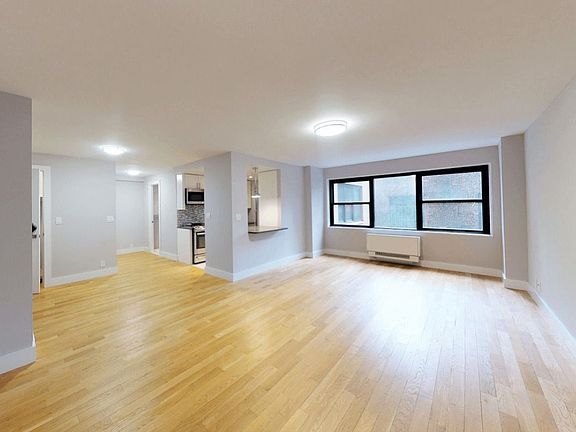 2nd image of 301 E 47th St APT 5N