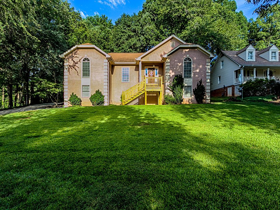 1st image of 1509 Shoal Creek Dr SW