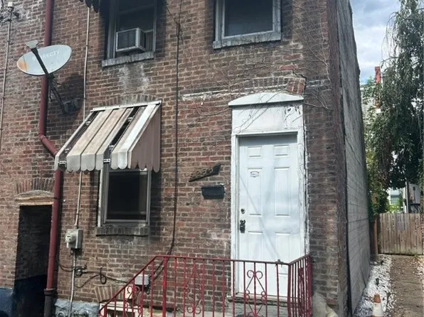 255 Service Way, Pittsburgh, PA 15201