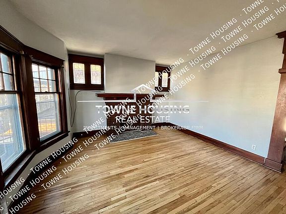 3rd image of 25 Stevenson St #2