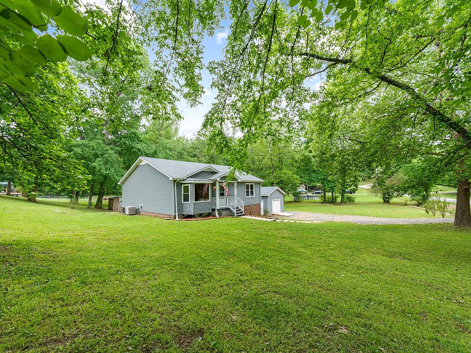 1st image of 361 Hilltop Dr