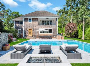 9 Bayview Dr W, Hampton Bays, NY 11946