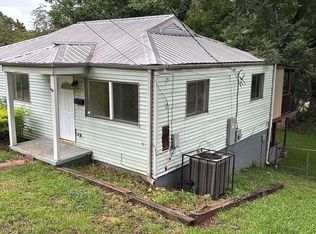 216 Pine St, Bessemer, AL 35023