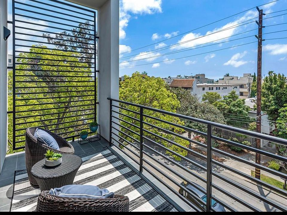 1st image of 1906 Overland Ave #2020