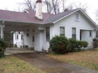 918 11th St N, Columbus, MS 39701