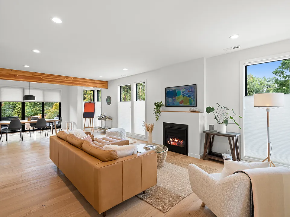 1515 SE 57th Ave