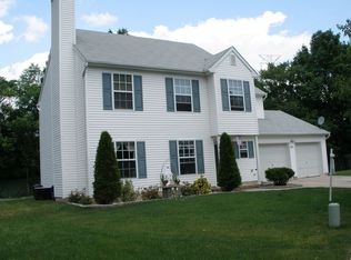 41 Karen Ct, Piscataway, NJ 08854