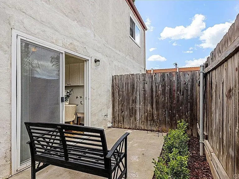888 Cherrywood Way #20 — Photo 14