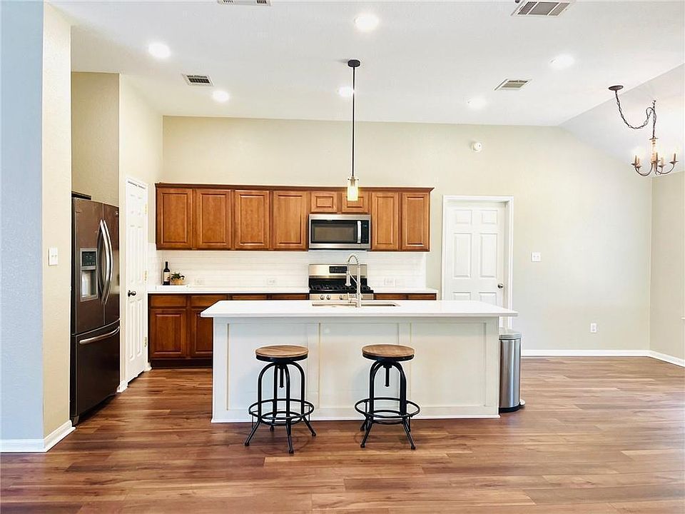 1st image of 108 Newport Landing Pl