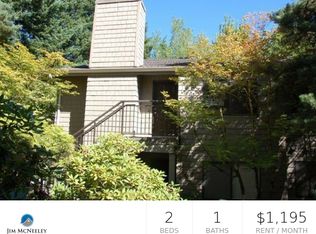 68 Galen Rd, Lake Oswego, OR 97035