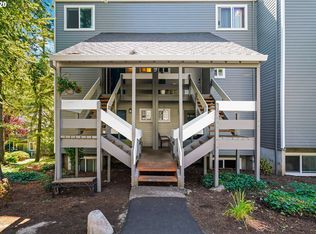 4636 Lower Dr, Lake Oswego, OR 97035