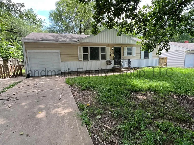 7405 Blue Ridge Blvd — Photo 4