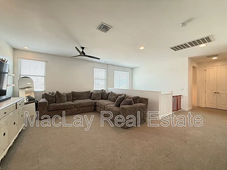 10312 E Revolution Dr — Photo 19