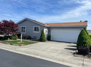 334 Orth Dr #24, Central Point, OR 97502