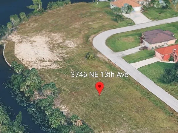 3746 NE 13th Avenue, Cape Coral, FL 33909