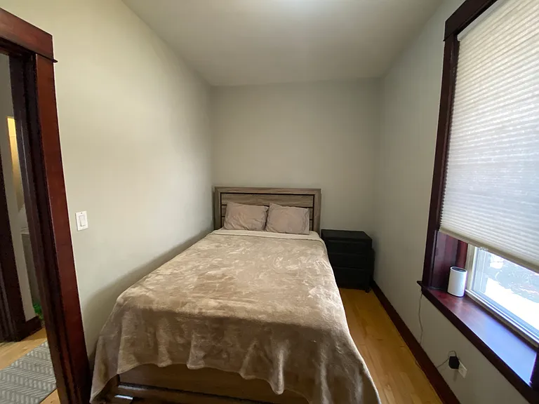 2320 W Armitage Ave #1 — Photo 9