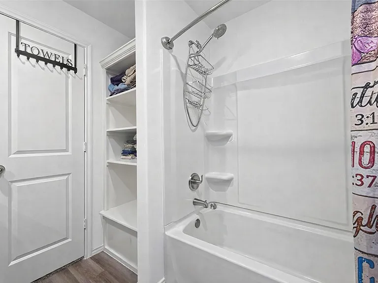 804 Pearl River Dr — Photo 28