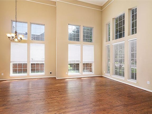 5th image of 6821 Alcove Ln