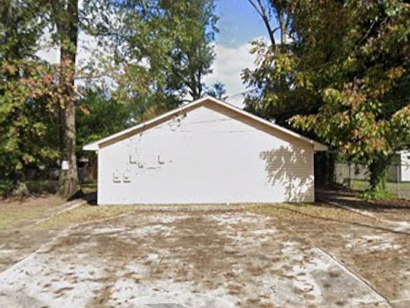 2nd image of 621 24th St #B